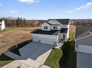 600 W Walnut Pl, Norwalk, IA 50211
