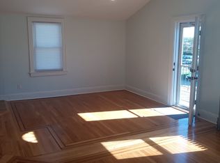 367 E Chester St, Long Beach, NY 11561