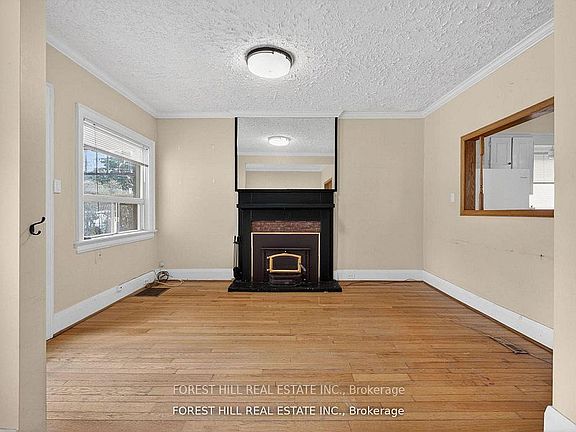 4th image of 78 Burndale Ave