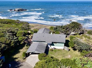 32782 Kilgore Rd, Gold Beach, OR 97444