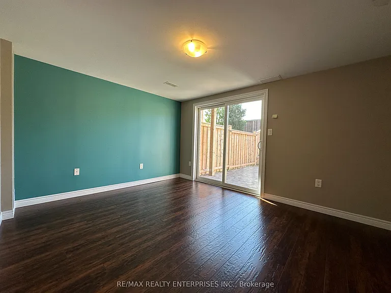 69 Edenrock Dr — Photo 28
