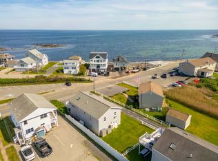 301 Webhannet Dr, Wells, ME 04090
