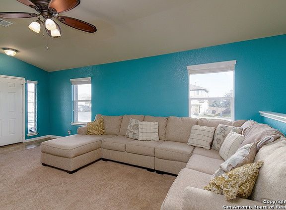 5th image of 238 Brazoria Trl