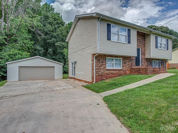 2nd image of 1217 Brookwood Dr
