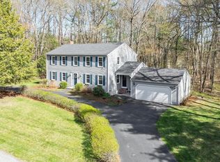 22 Phillips Dr, Westford, MA 01886