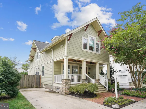 31 E Maple St, Alexandria, VA 22301