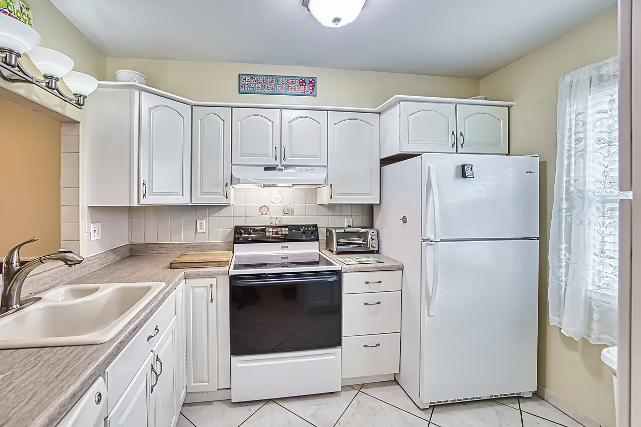 2 bed, 884 sqft, $1,800 — Photo 4