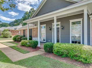 2022 S Cobblestone Cv, Brandon, MS 39042