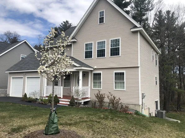 27 Boxwood Dr, Littleton, MA 01460