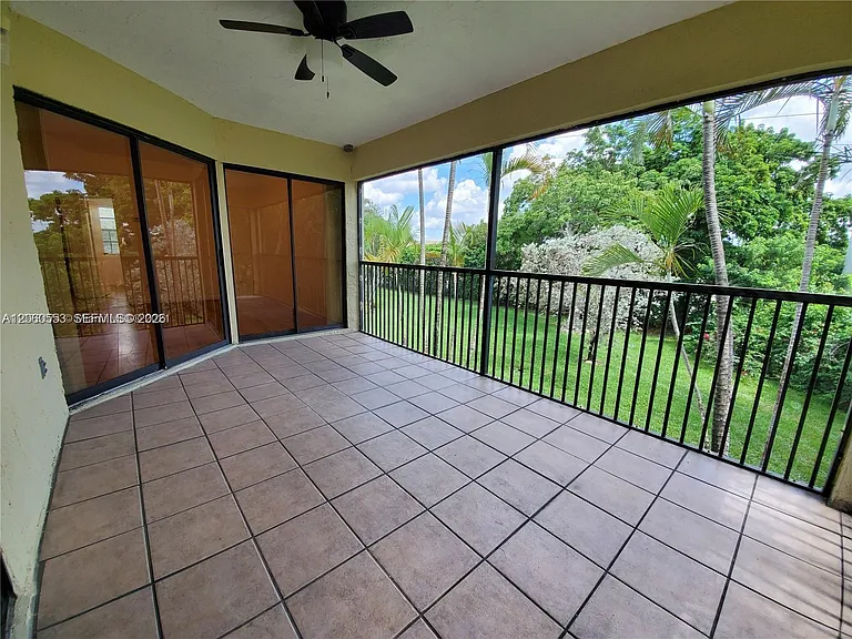 805 N Franklin Ave #805L — Photo 2