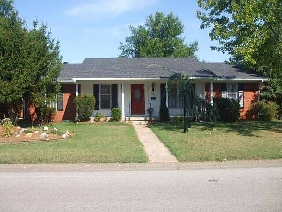 1st image of 3879 Lewis Ln