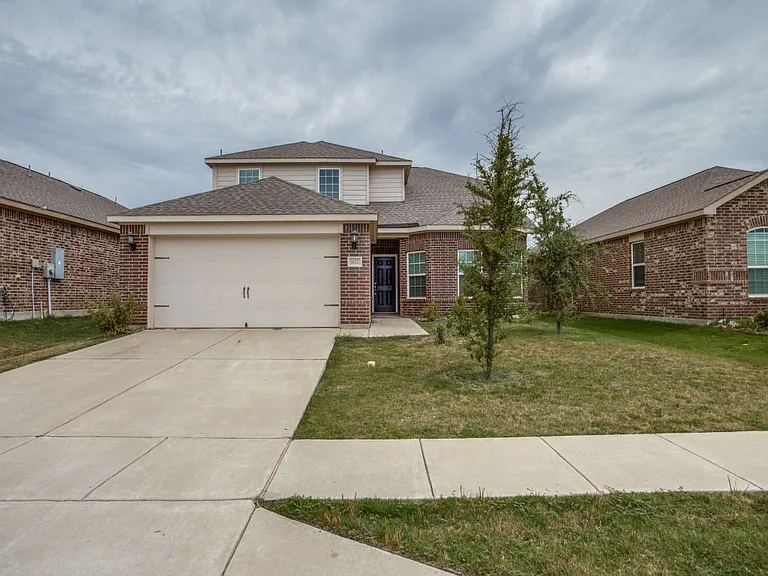 1622 White Mountain Way — Photo 1