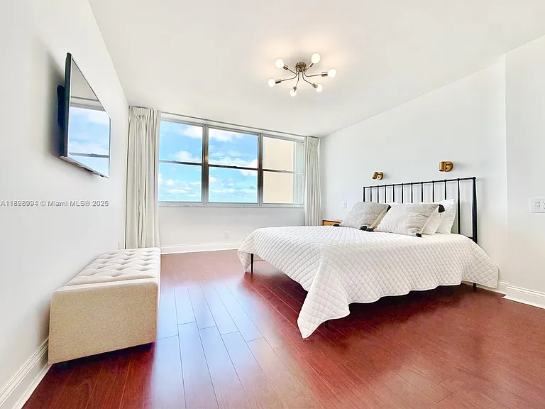2101 S Ocean Dr #1402 — Photo 10
