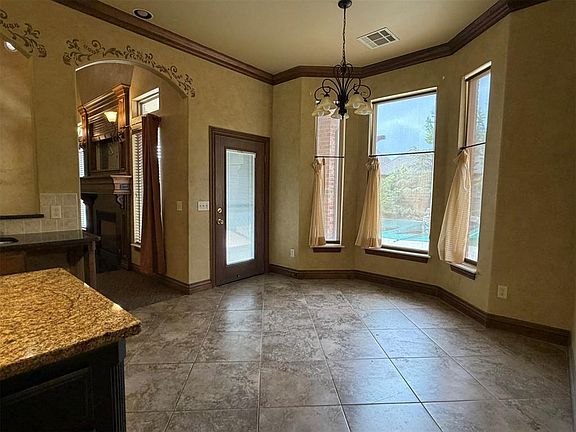 5th image of 2704 SW 136th St