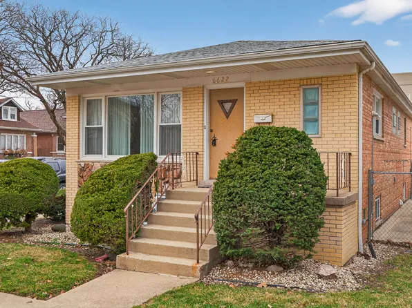 6622 W George St, Chicago, IL 60634