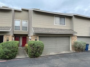 7450 Holly Hill Dr APT 117, Dallas, TX 75231