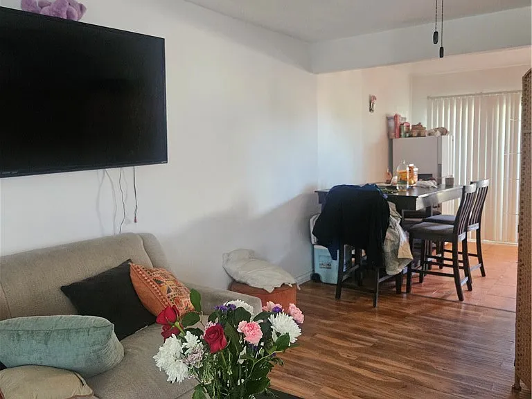 2546 E Park Ln — Photo 8