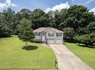 7825 Running Fox Trl, Gainesville, GA 30506