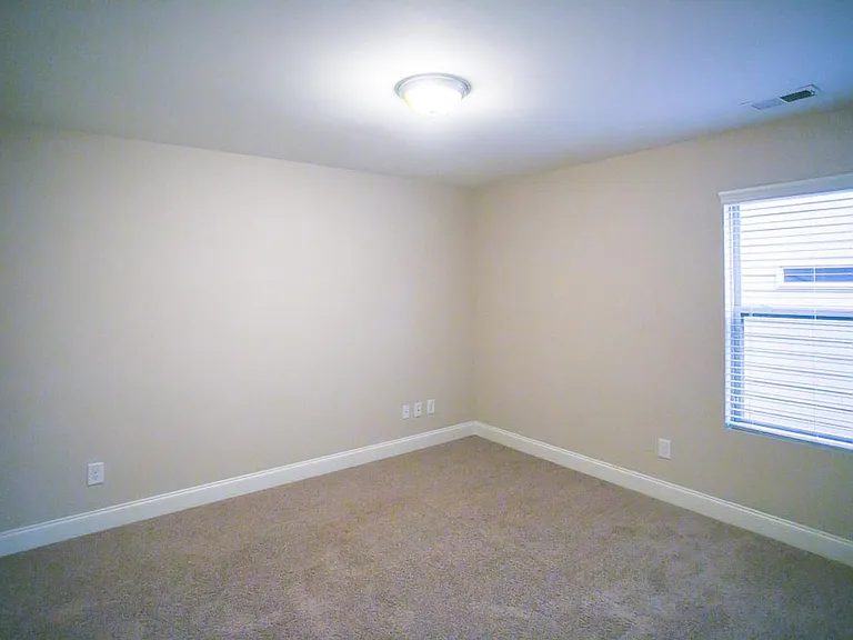 4719 Sweetwater Dr — Photo 10