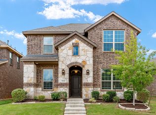 2312 Pyrite Dr, Aubrey, TX 76227