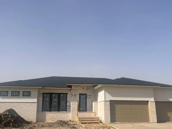 3674 N Bristol Ct, Wichita, KS 67226