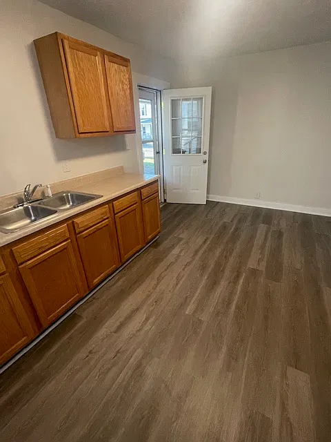 1 bed, $900 — Photo 3