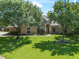 240 Lakeside Oaks Cir, Lakeside, TX 76135