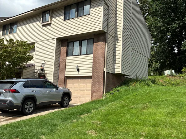 614 Deer Watch Rd, Bridgeville, PA 15017
