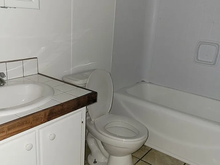 596 Trollingwood Hawfields Rd — Photo 21
