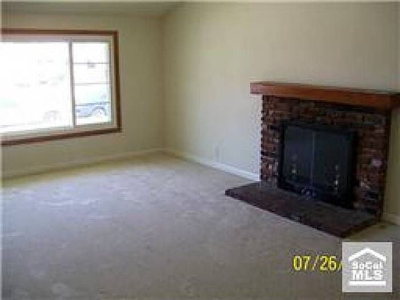 Living Room w/Fireplace