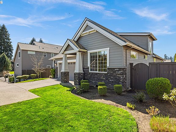 3rd image of 4502 NE 118th St
