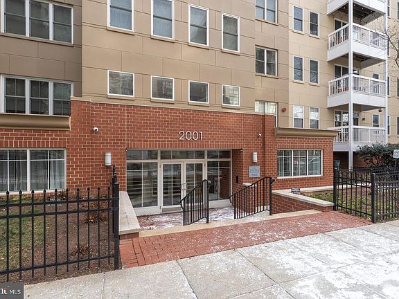 3rd image of 2001 12th St NW APT 213