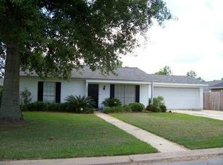 5804 Turnberry Dr, Lake charles, LA 70605
