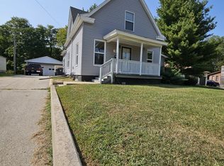 907 S Linden St, Normal, IL 61761