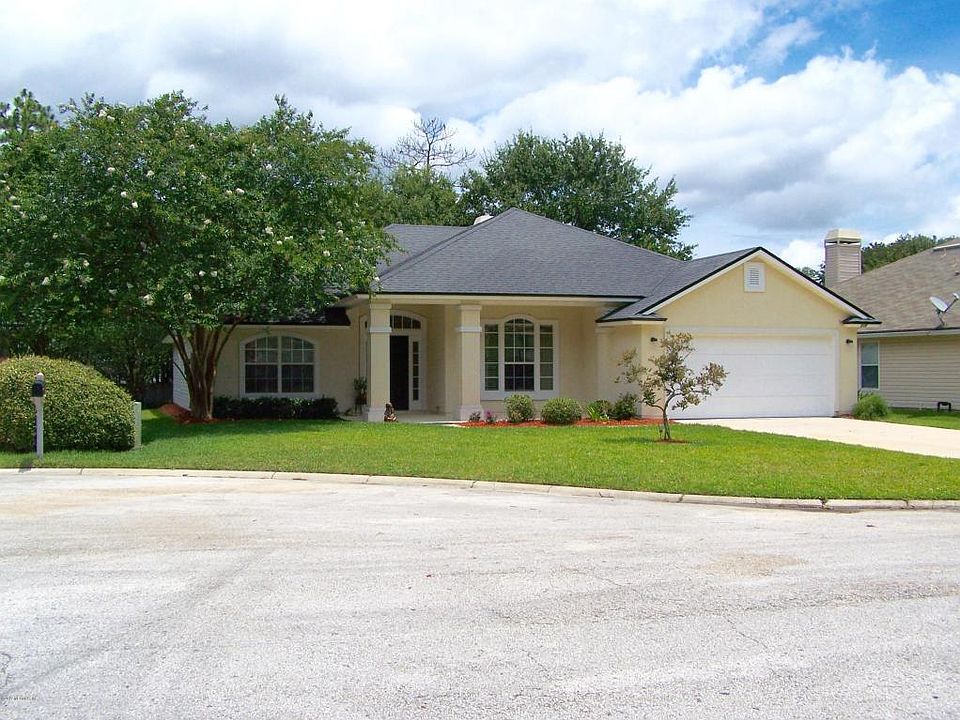 1st image of 116 Glen Oaks Dr