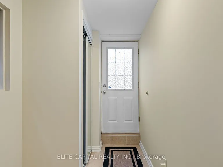 66 Carrier Cres #BASEMENT — Photo 3