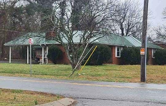 3rd image of 3421 Durrett Dr