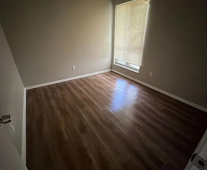 602 Ledyard Dr — Photo 6
