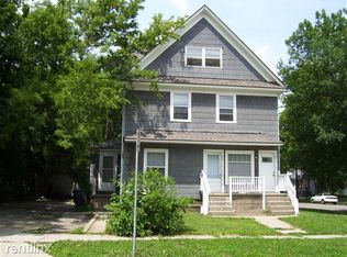 802 W Cedar St, Kalamazoo, MI 49007