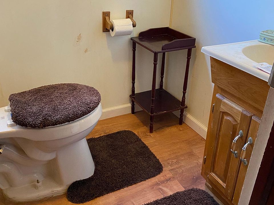 396 Ryders Ln, East Brunswick, NJ 08816 Zillow