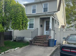 104 Hunter Ave, Staten Island, NY 10306