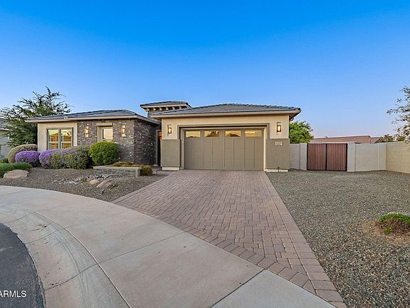 4th image of 2200 E AQUARIUS Place