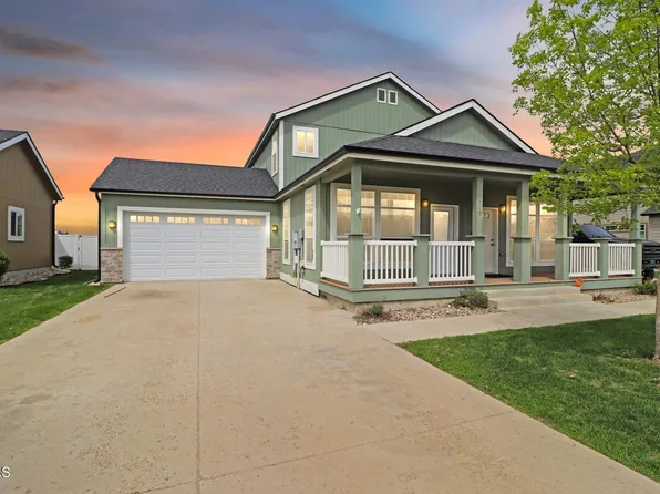 615 40th St E, Williston, ND 58801