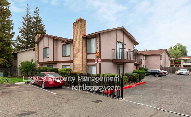 2318 Church Ave #1
