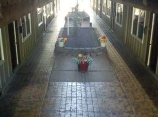 1320 N 1st St APT 12, Swansea, IL