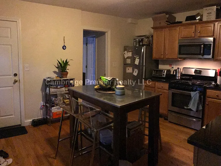 1 Union St #3 — Photo 2