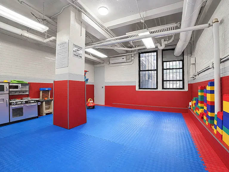 27 W 96th St #11-C — Photo 8