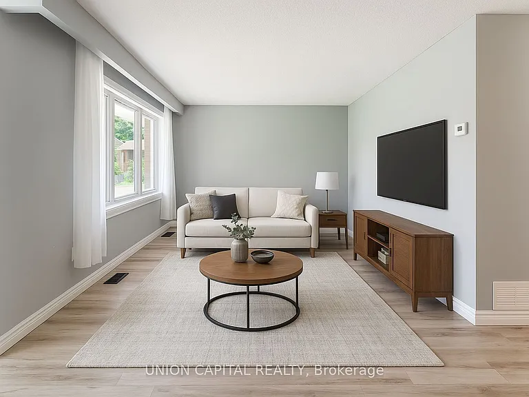 443 Brest Ct — Photo 6