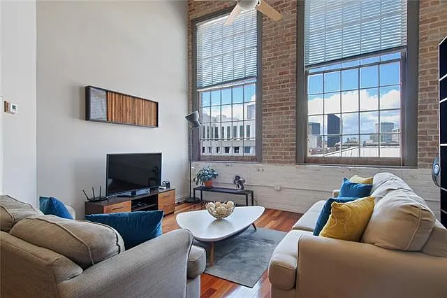920 Poeyfarre St #430 — Photo 3