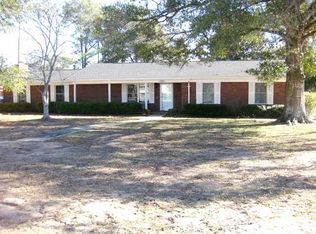 5321 Hillcrest Rd, Crestview, FL 32539